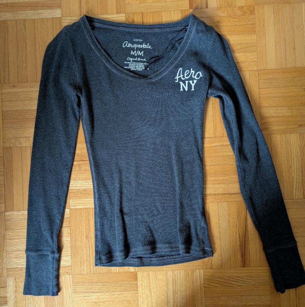 Aeropostale Dark Gray Crew Neck Sweater